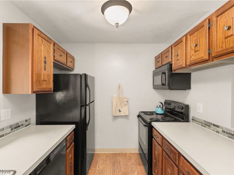 1474 S Taylor Road, Unit 1474, Cleveland Heights, OH 44118 Photo 5