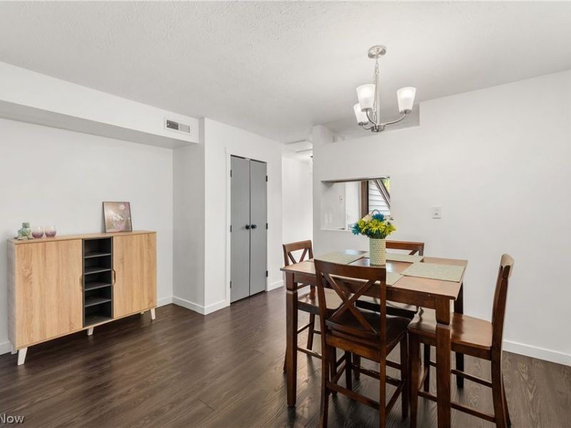 1474 S Taylor Road, Unit 1474, Cleveland Heights, OH 44118 Photo 8