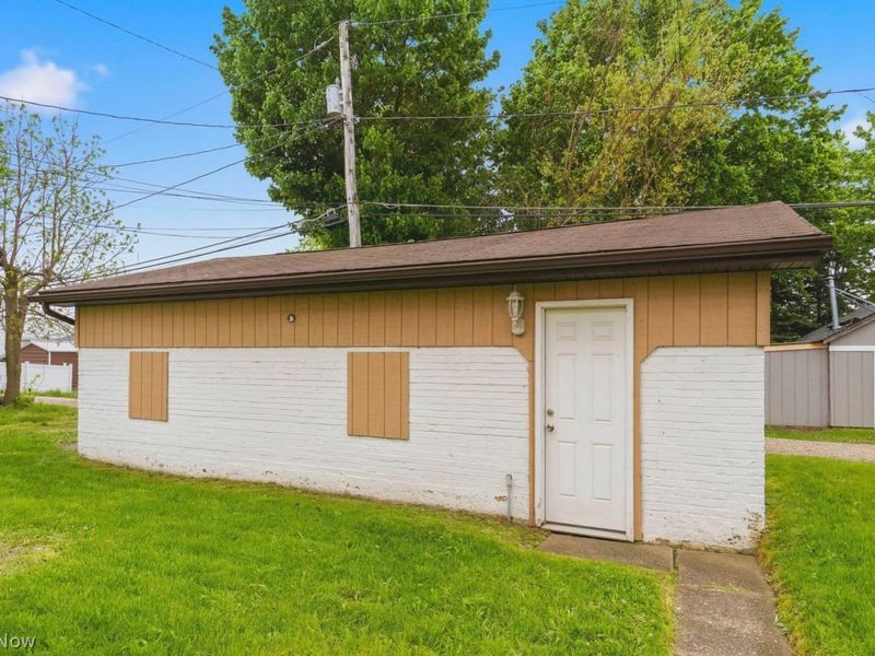 723 SW Neale Avenue SW, Massillon, OH 44647 Photo 21