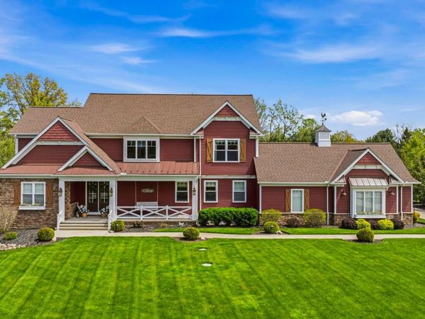 2461 Maple Hill Road , Willoughby Hills, OH 44094
