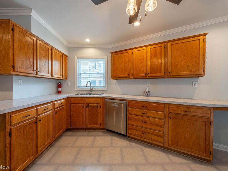 2861 Gasser Boulevard, Rocky River, OH 44116 Photo 11