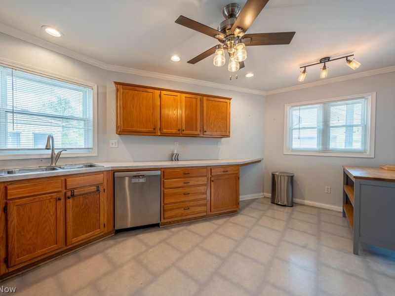 2861 Gasser Boulevard, Rocky River, OH 44116 Photo 12