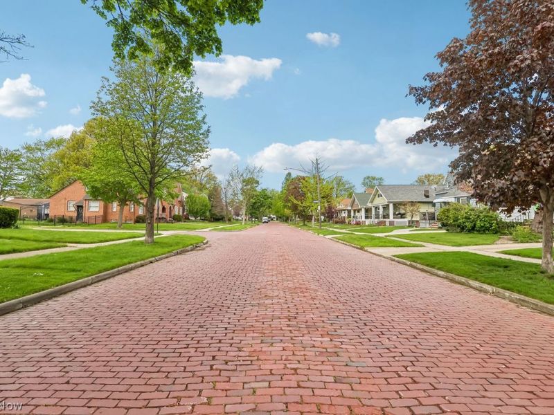 4067 W 161st Street, Cleveland, OH 44135 Photo 2
