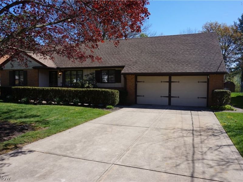2068 Miami Road, Euclid, OH 44117 Photo 2