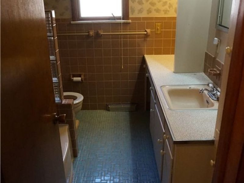 2068 Miami Road, Euclid, OH 44117 Photo 21