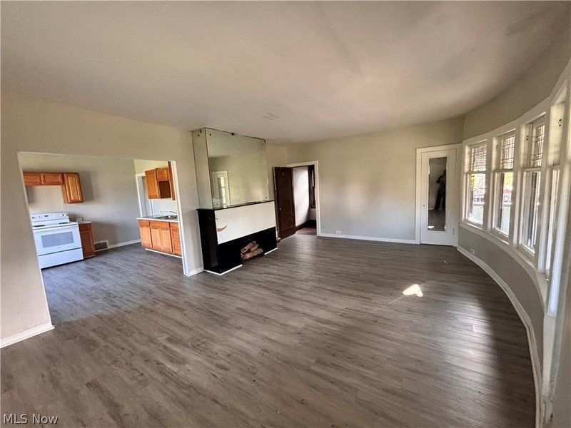 11419 Durant Avenue, Cleveland, OH 44108 Photo 9