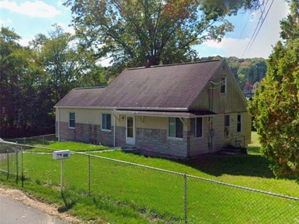 302 South Dr, Valencia, PA 16059