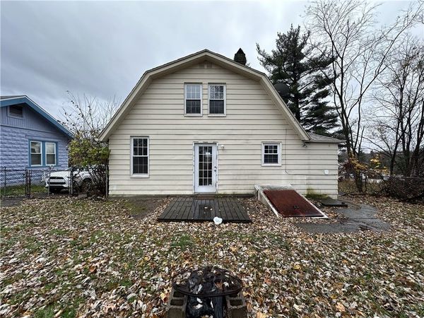 10043 Calvin St , Pittsburgh, PA 15235