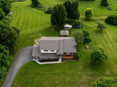 101 Rolling Ridge Drive, Berea, KY 40403