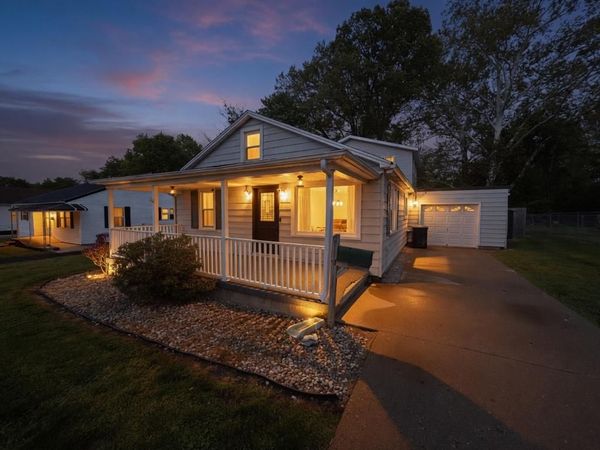 32 Carroll Ave., Jackson, OH 45640