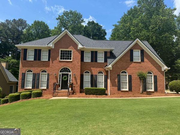 215 Sandridge Court, Alpharetta, GA 30022