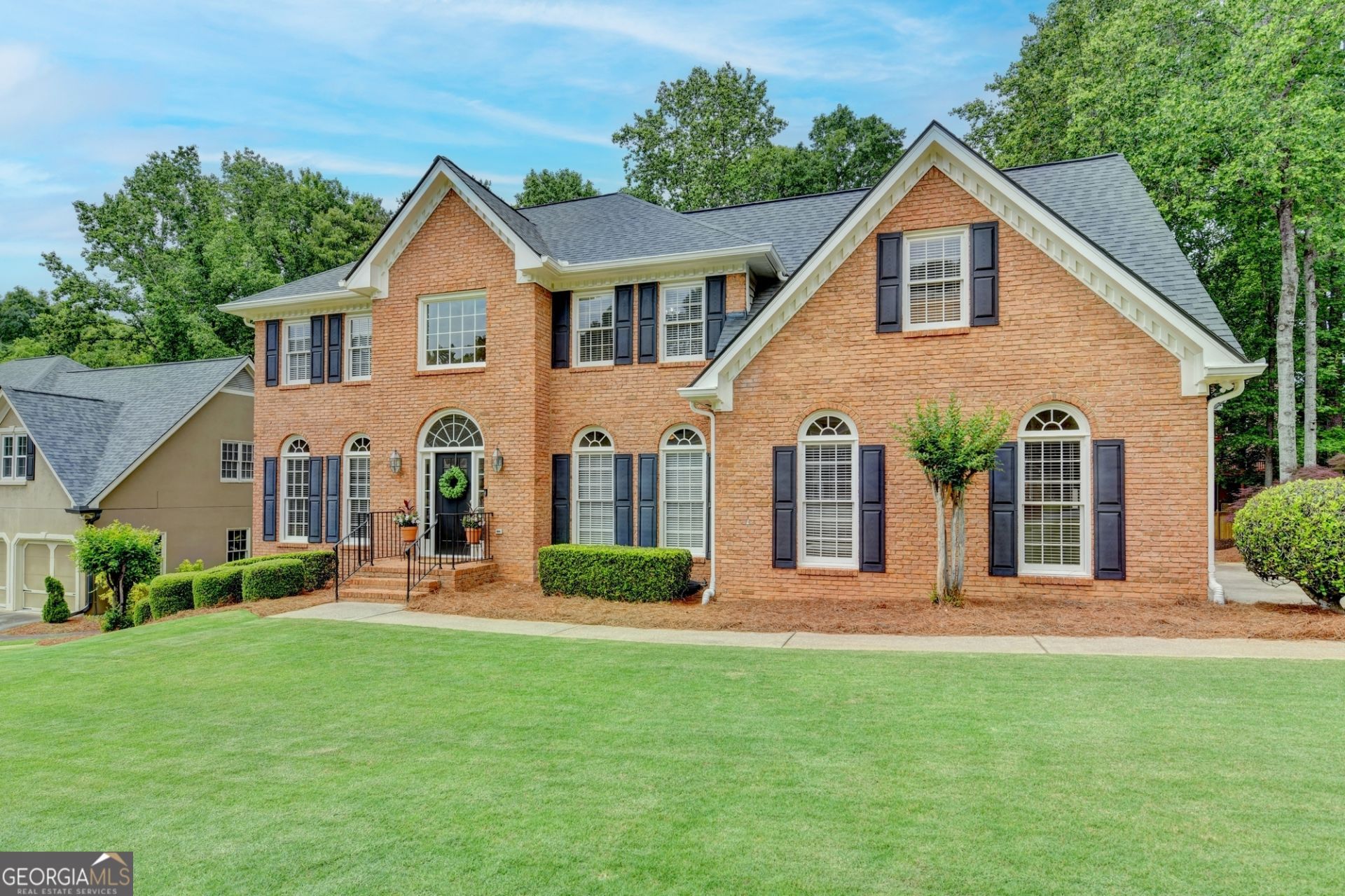 215 Sandridge Court, Alpharetta, GA 30022 Main Photo