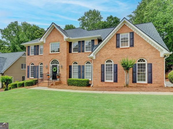 215 Sandridge Court, Alpharetta, GA 30022
