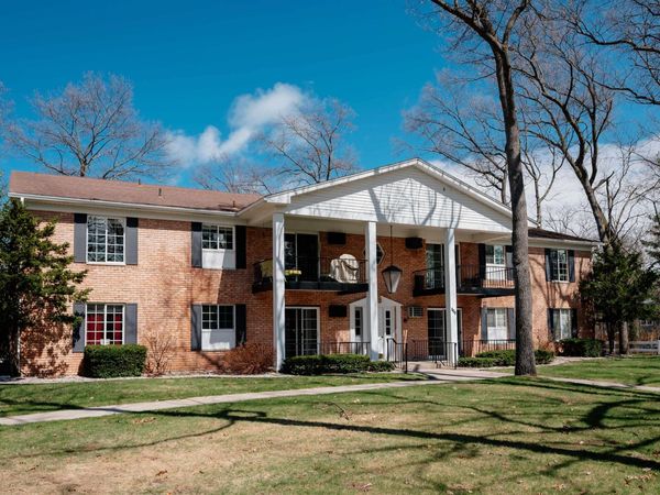 741 Indian Trail Boulevard, Unit 6, Traverse City, MI 49686