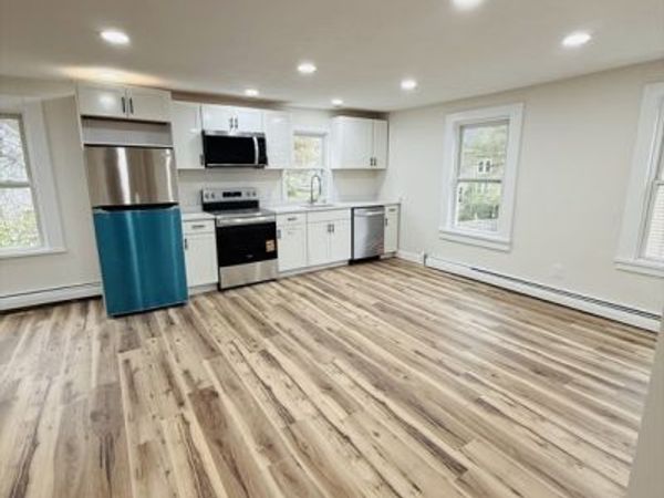 4 Laprice Ct, Unit 2, Dudley, MA 01571