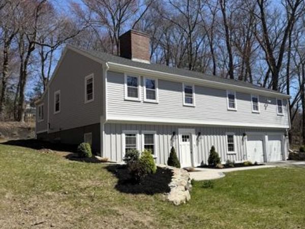 4 Enon Road, Wenham, MA 01984