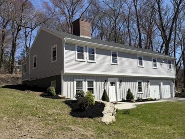 4 Enon Road, Wenham, MA 01984
