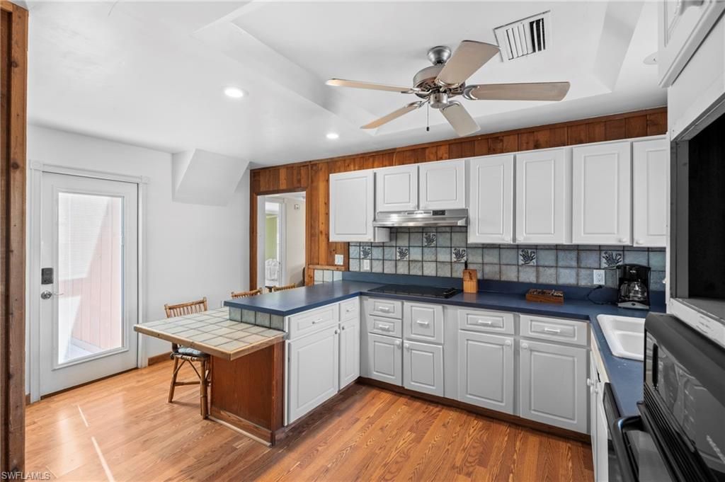 210 Miramar St, Fort Myers Beach, FL 33931 Photo