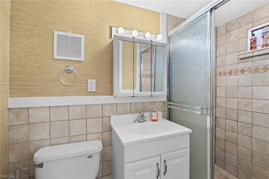 210 Miramar St, Fort Myers Beach, FL 33931 Photo