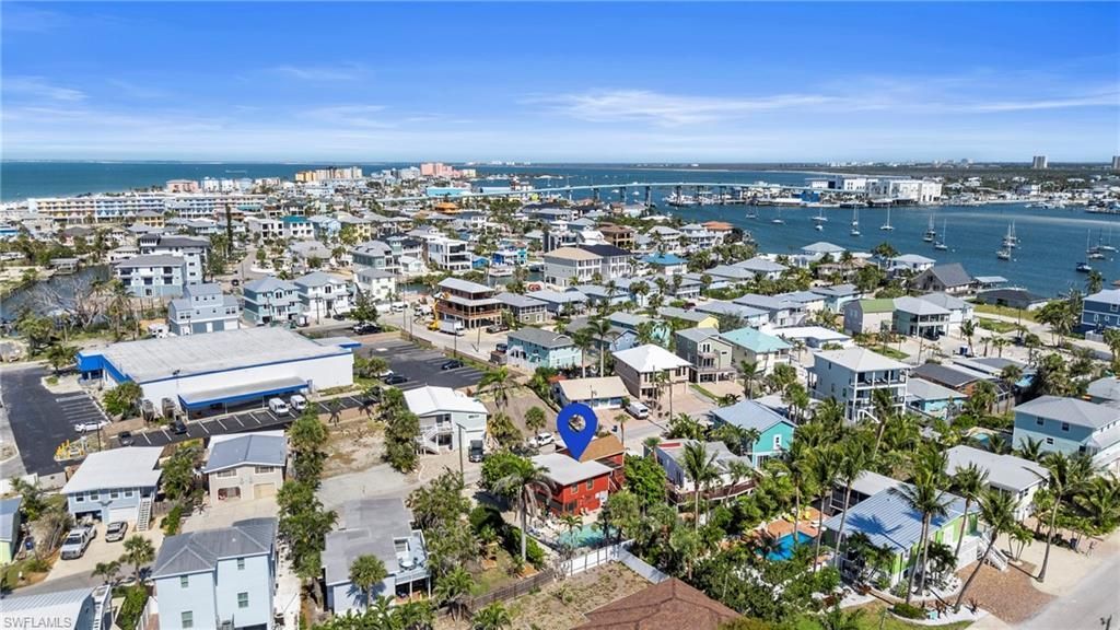 210 Miramar St, Fort Myers Beach, FL 33931 Photo