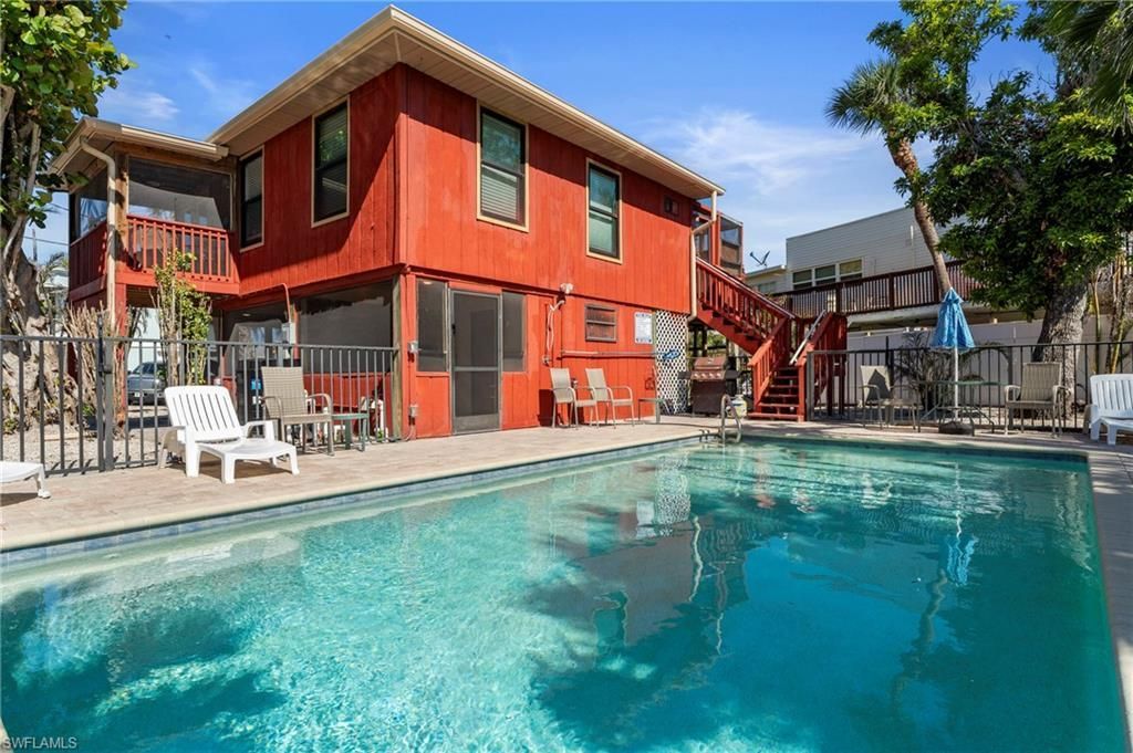 210 Miramar St, Fort Myers Beach, FL 33931 Photo