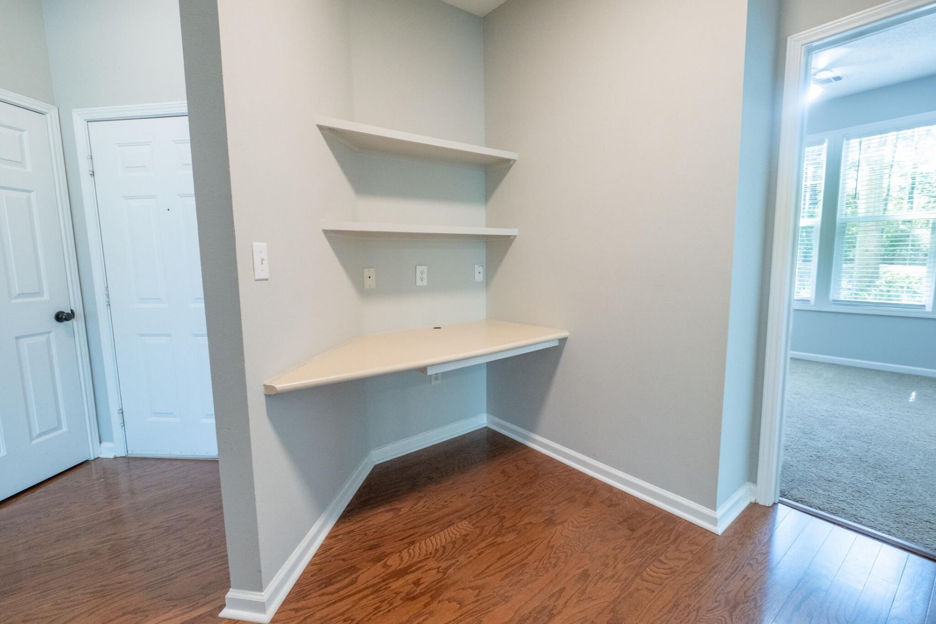 1212 Rosewood Lane Photo 17