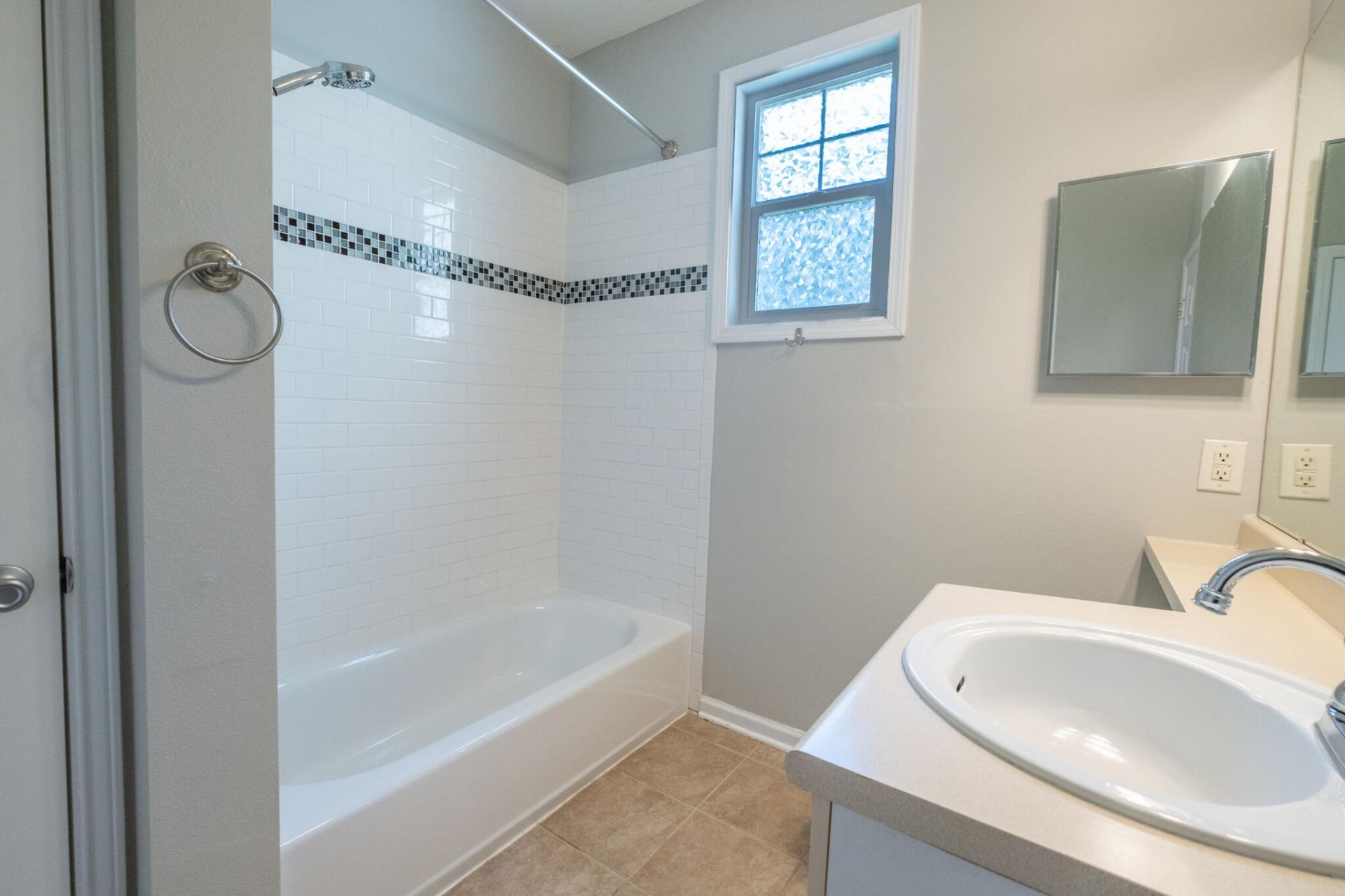 1212 Rosewood Lane Photo 22