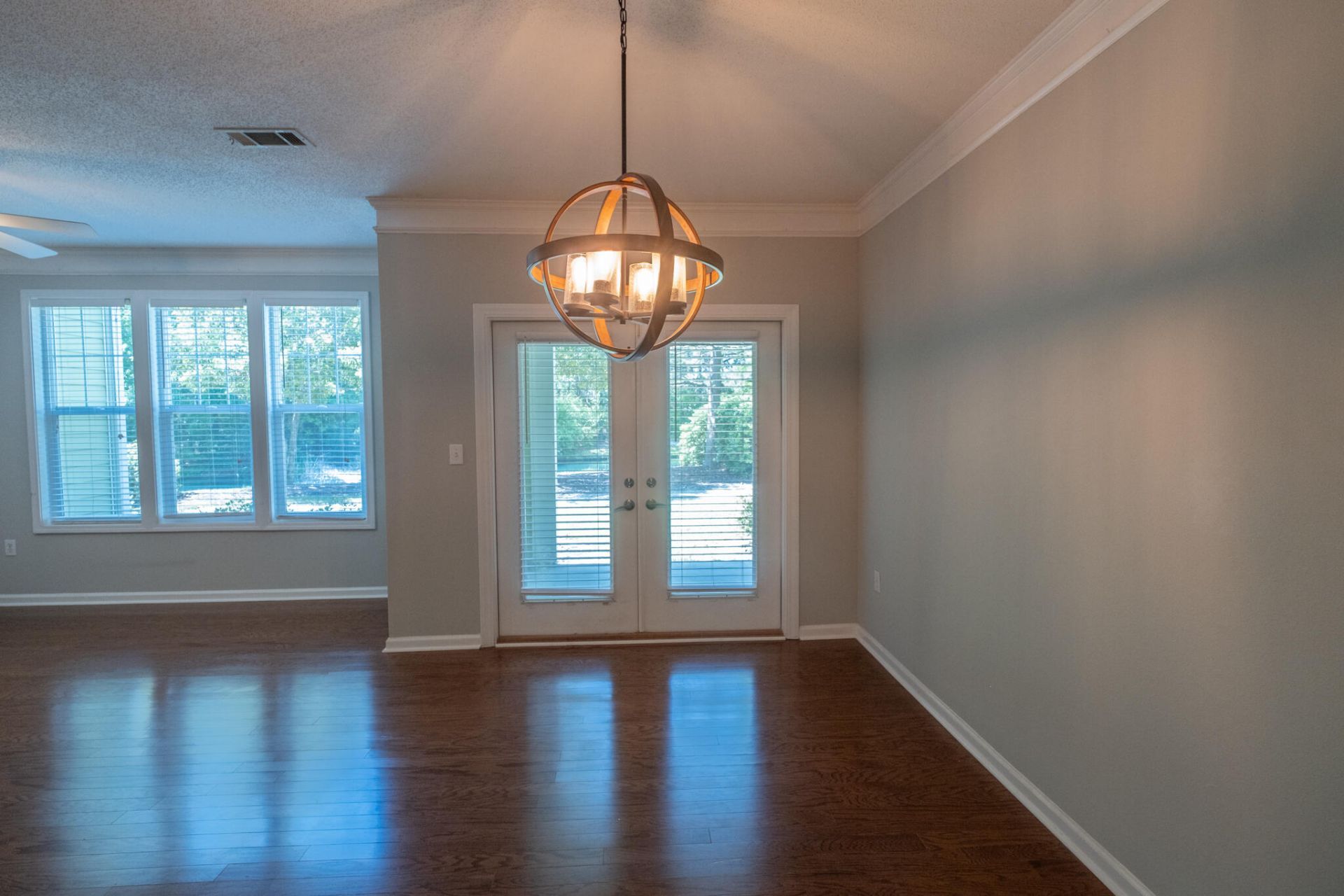 1212 Rosewood Lane Photo 6