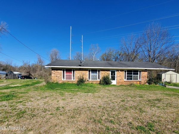 105 Cairo Drive, Vicksburg, MS 39180