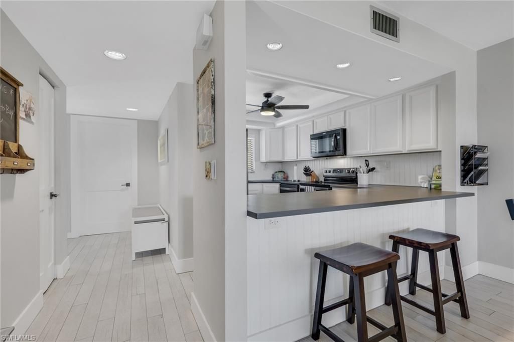 4586 Trawler Ct, Unit 305, Fort Myers, FL 33919 Photo