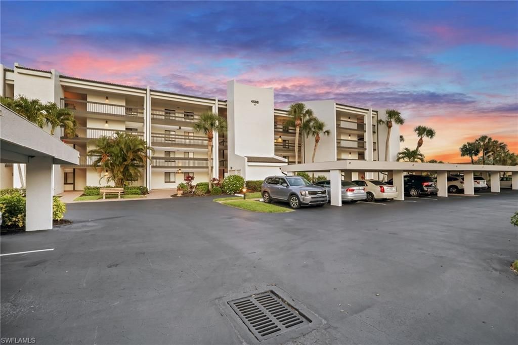 4586 Trawler Ct, Unit 305, Fort Myers, FL 33919 Photo