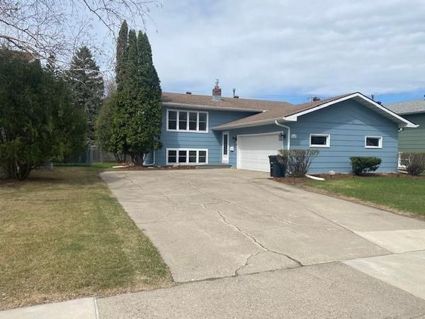 1413 21st Street S, Fargo, ND 58103