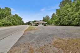 402 S Live Oak Drive photo 4