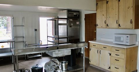 263-275 Birch Street, Westwood, CA 96137 Photo