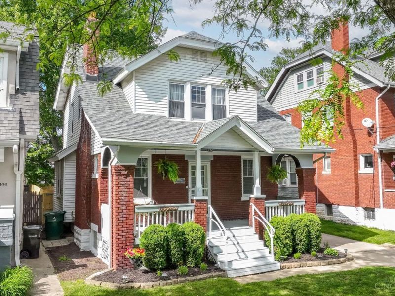 2846 Markbreit Avenue, Cincinnati, OH 45209 Photo 1