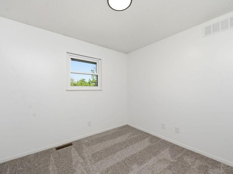 18022 Gauche Road, Perry Twp, OH 45118 Photo 28
