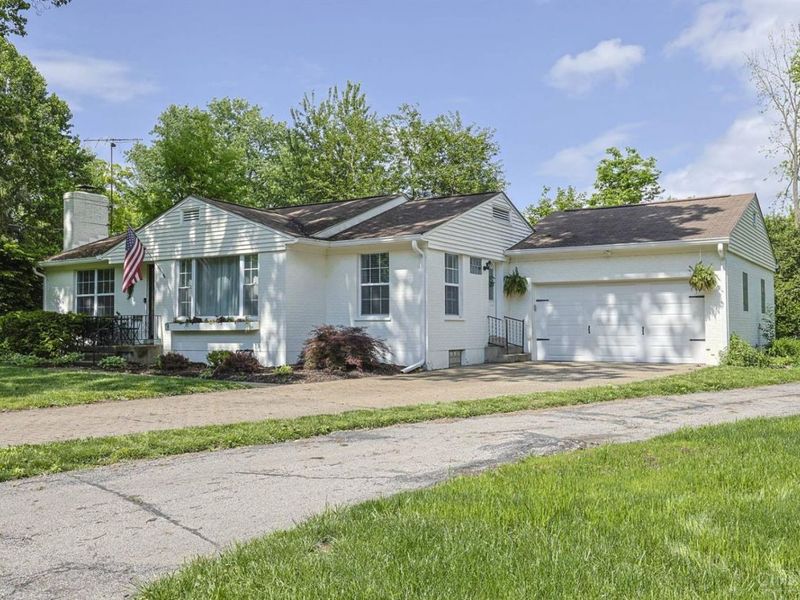 1530 Maple Avenue, Wyoming, OH 45215 Photo 1