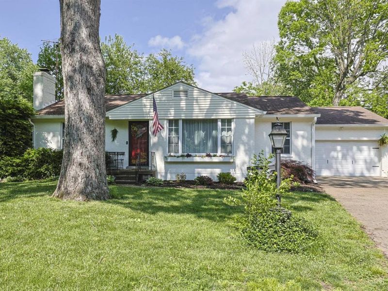1530 Maple Avenue, Wyoming, OH 45215 Photo 2