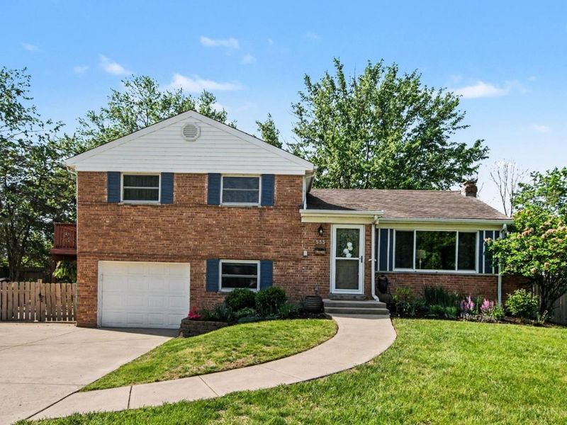555 Shawnee Lane, Mason, OH 45040 Photo 1