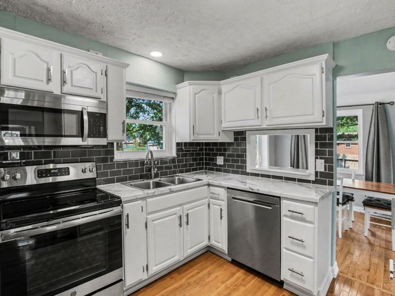 555 Shawnee Lane, Mason, OH 45040 Photo 8