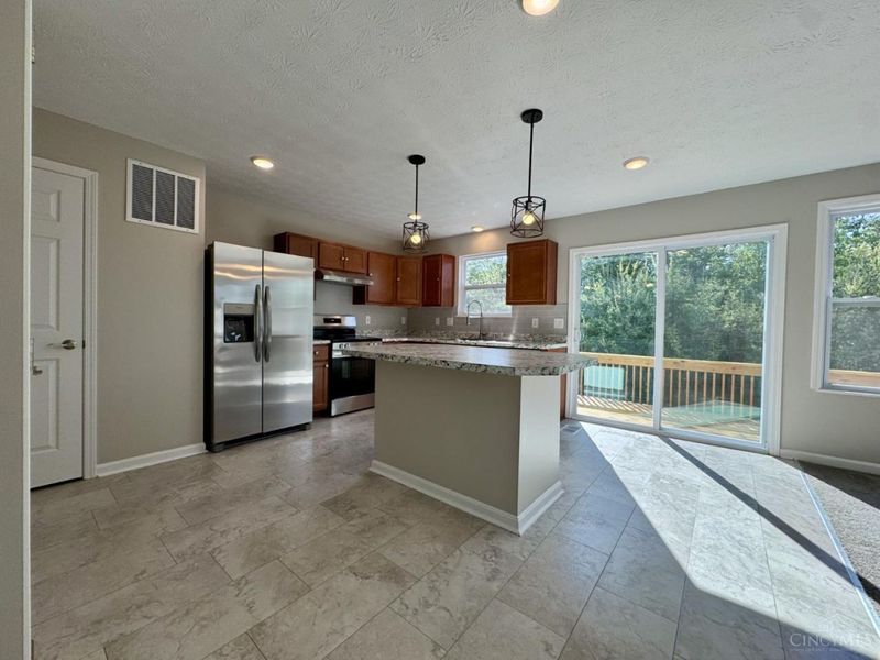 2905 Pine Leaf Court, Hamilton, OH 45103 Photo 16