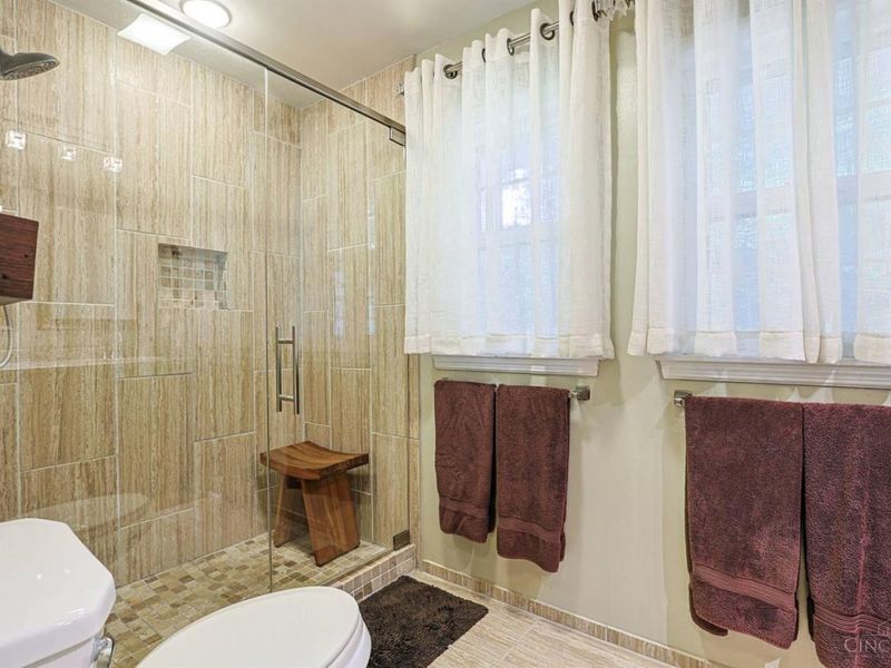 200 Brocdorf Drive, Wyoming, OH 45215 Photo 21