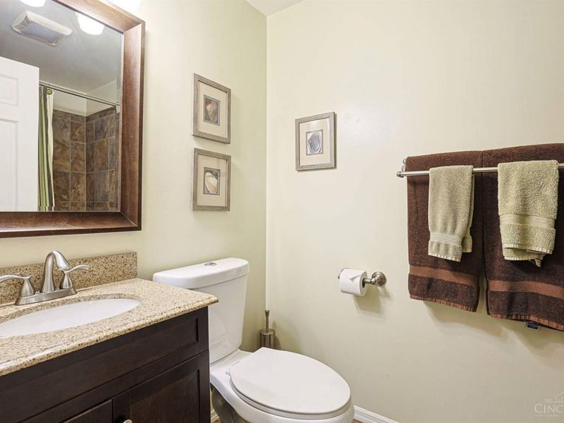 200 Brocdorf Drive, Wyoming, OH 45215 Photo 37