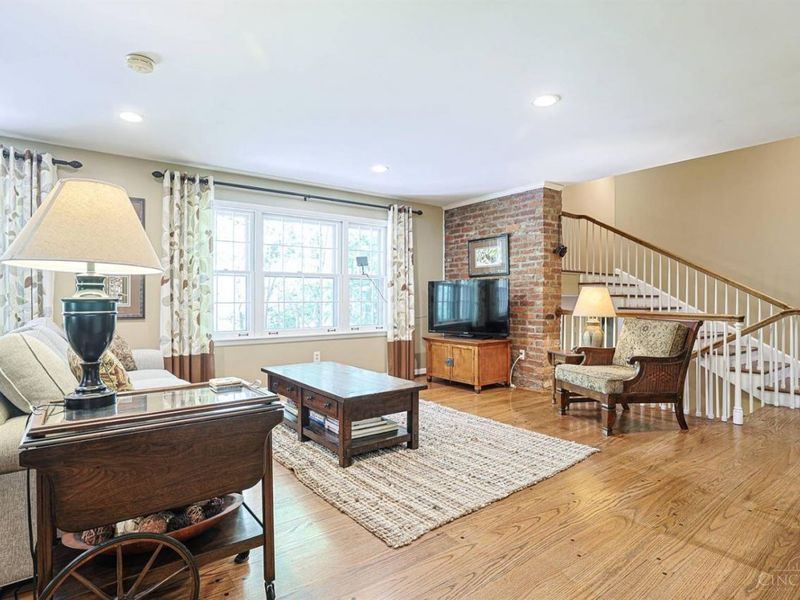 200 Brocdorf Drive, Wyoming, OH 45215 Photo 7