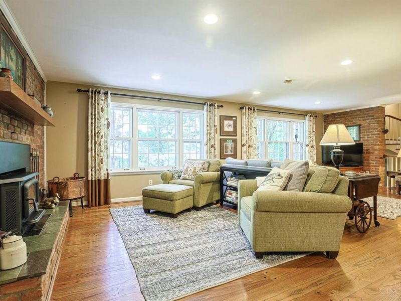 200 Brocdorf Drive, Wyoming, OH 45215 Photo 8