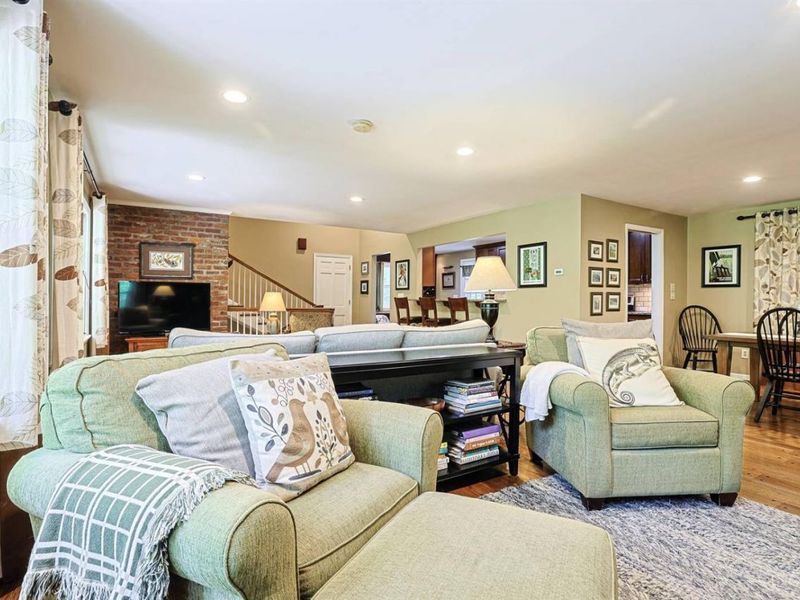 200 Brocdorf Drive, Wyoming, OH 45215 Photo 9