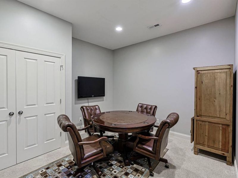 376 Compton Road, Wyoming, OH 45215 Photo 49