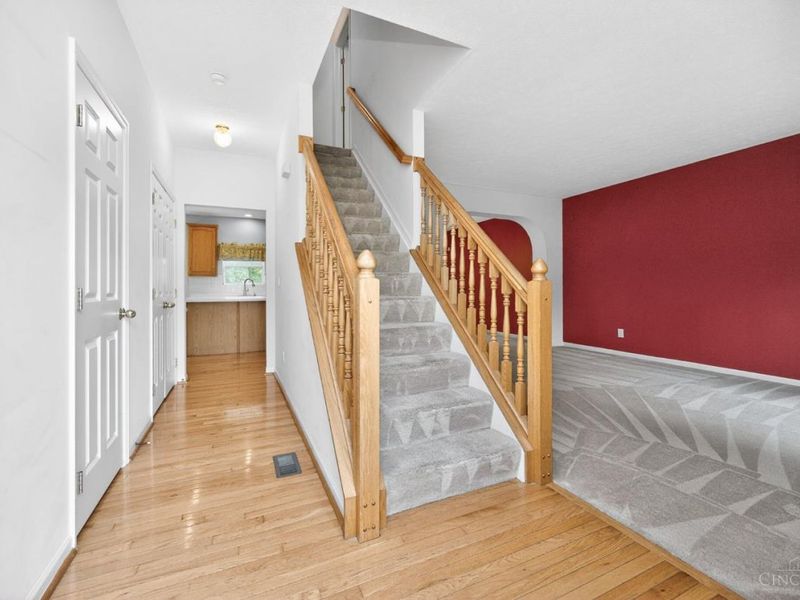 2039 Riverwood Trail, Deerfield Twp., OH 45034 Photo 3
