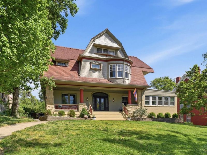 1006 Lenox Place, Cincinnati, OH 45229 Photo 3