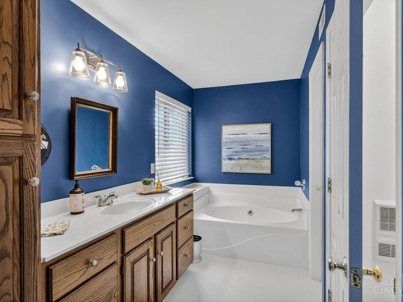 9940 Shorewood Lane, Unit F, Sharonville, OH 45241 Photo 23